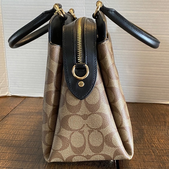 Coach Lillie Carryall Signature H2223-91495 - Picture 4 of 16